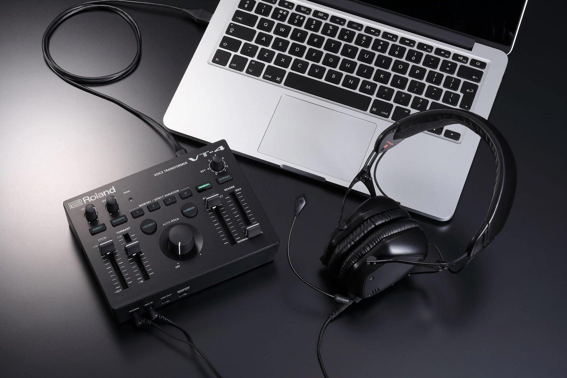 Roland Aira VT-4