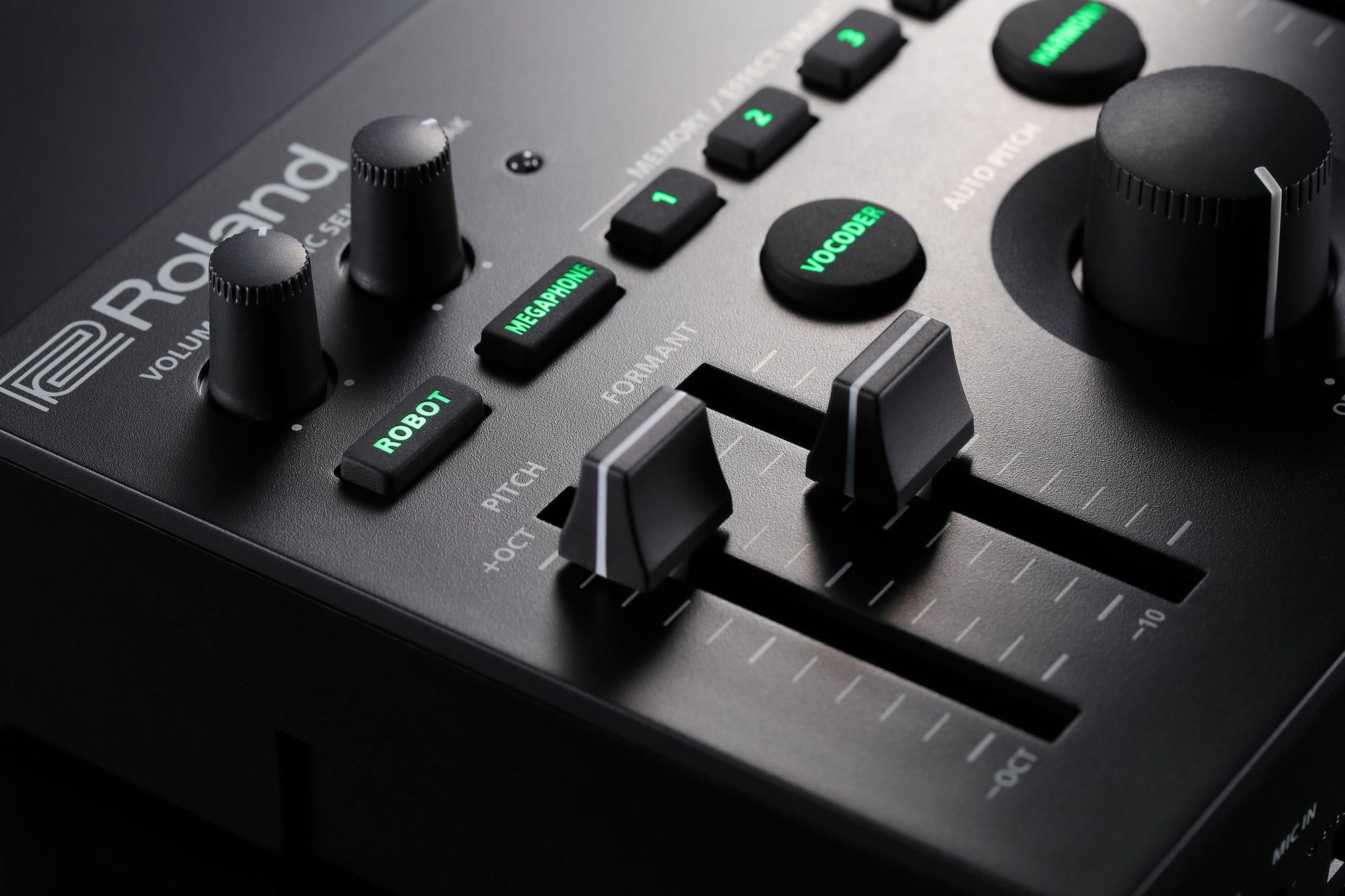 Roland Aira VT-4